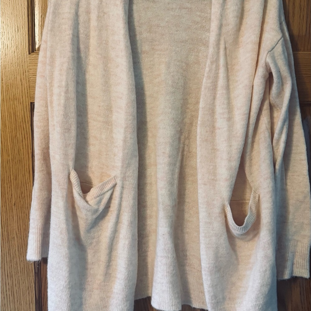 Women's Soft Pink Cardigan